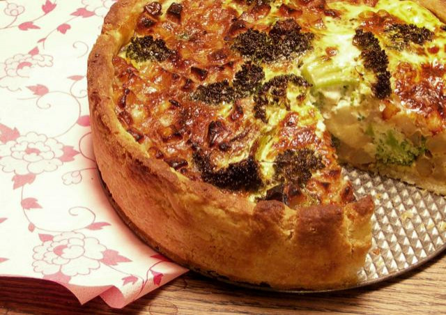 En pytt-quiche är perfekt för hungriga barn.