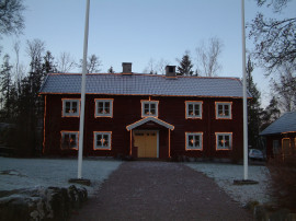 Julmarknaden i Furuviksparken pågår de tre första adventshelgerna fram till jul med start den 3 december.